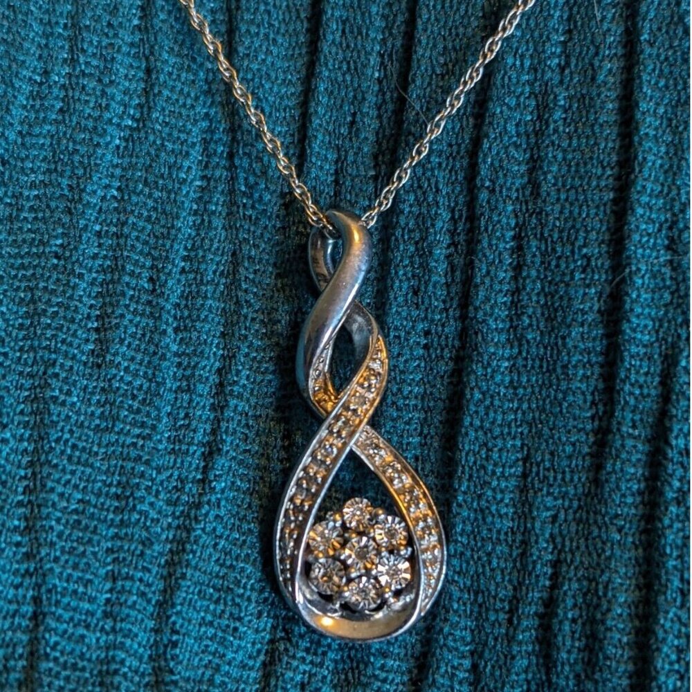 Sterling Silver Kay Jewelers Diamond Infinity Ribbon Knot Pendant Necklace 925